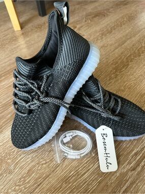 LED Light Up Sole Rave Sneakers - Black
